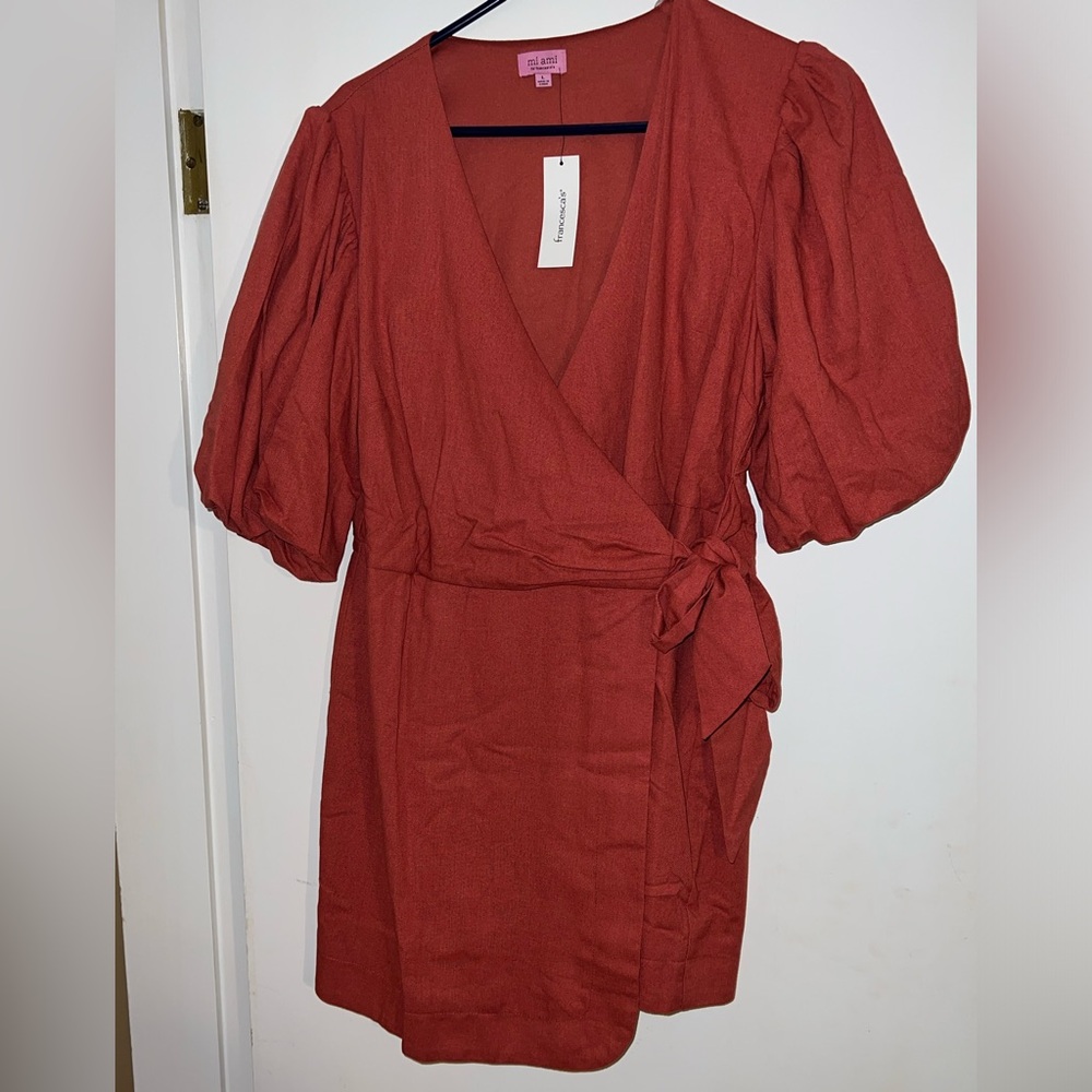 NWT Francesca’s wrap dress
